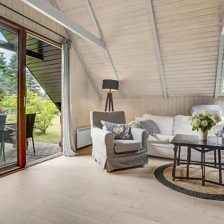Gorgeous In Vaeggerlose With Kitchen Casa de Férias Bøtø By